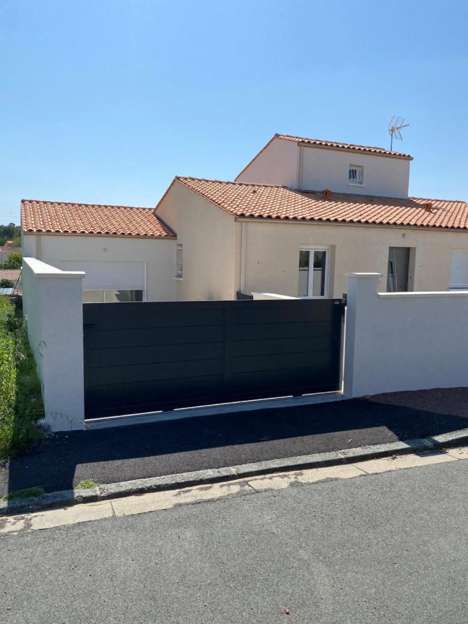 Bel Appartement Chez Particulier Calme Et Piscine Royan Exteriör bild